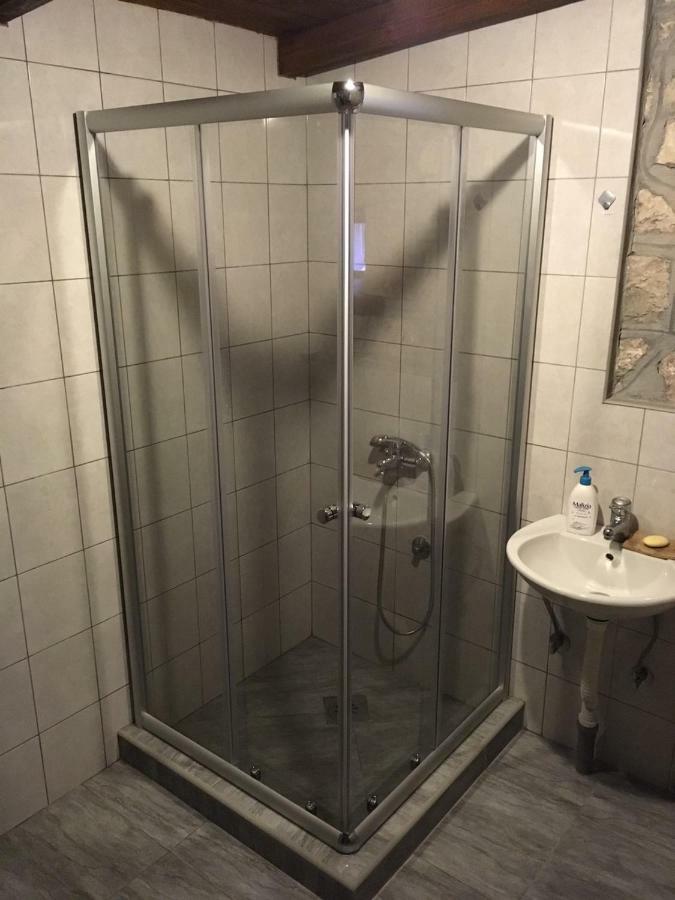 Rent House Orahovo Villa Virpazar Eksteriør bilde